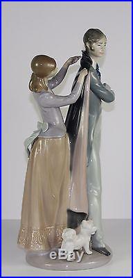 LLADRO READY TO GO #4996 FIGURINE YOUNG MAN & LADY WithDOG PERFECT