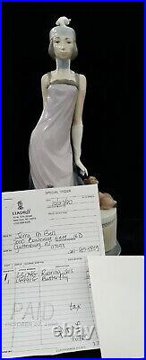 LLADRO. ROARING 20'S. FLAPPER GIRL WithDOG #5174. SIGNED BY JOSE LLADRO. NYC. 1990