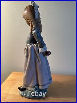 LLADRO ROSITA #2085 Figurine GRES Girl With Dog And Rose RARE Retired Excellent