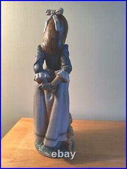 LLADRO ROSITA #2085 Figurine GRES Girl With Dog And Rose RARE Retired Excellent