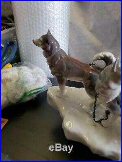 LLADRO Retired Artist Signed #1742 Onward Children Sleigh Dog Figurine & Base