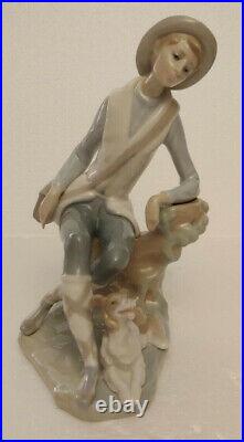 LLADRO Retired SHEPARD #4659 Man Sitting on Stump with Dog made in Spain