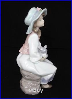 LLADRO SPAIN FIGURINE #6400 DAY DREAMS With BOX Girl with dog scottish and flowers