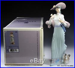 LLADRO SUNDAY'S BEST #6246 LADY IN GOWN With DOG, PARASOL, FLOWERS $430 V MIB