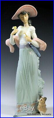 LLADRO SUNDAY'S BEST #6246 -YOUNG SOPHISTICATED LADY With DOG, FLOWERS MIB
