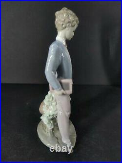 LLADRO SUNDAY'S CHILD #6023 FIGURINE BOY With DOG & BOOK PERFEC