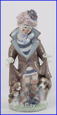 LLADRO SURPRISE #5901 FIGURINE CLOWN WITH DOG/ PUPPIES MINT WithBOX