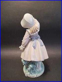 LLADRO TEASING THE DOG. # 5078. Large. Great condition! No Box