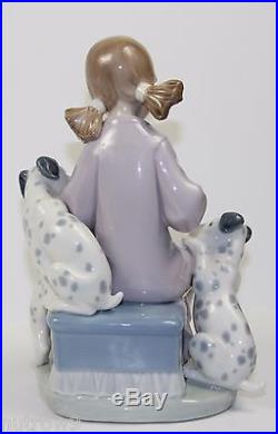 LLADRO THE SWEET-MOUTHED (HONEY LICKERS) #1248 GIRL WITH DOGS MINT WithBOX
