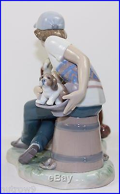 LLADRO THIS ONE'S MINE #5376 FIGURINE BOY WithDOG & PUPPIES PERFECT
