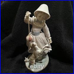 LLADRO Teasing The Dog #5078 Retired 10.25 NO BOX