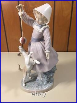 LLADRO Teasing The Dog #5078 Retired 10.25 NO BOX