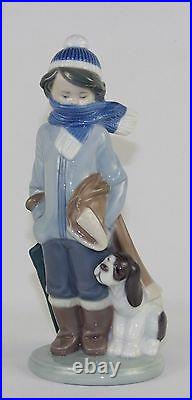 LLADRO WINTER #5220 FIGURINE BOY WITH DOG MINT WithBOX