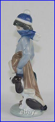 LLADRO WINTER #5220 FIGURINE BOY WITH DOG MINT WithBOX