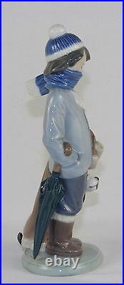 LLADRO WINTER #5220 FIGURINE BOY WITH DOG MINT WithBOX