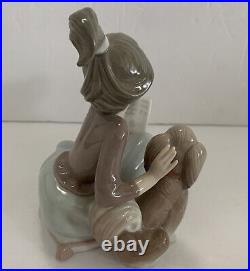 LLADRO figurine collectible girl dog book RARE Spain 1987 Vintage