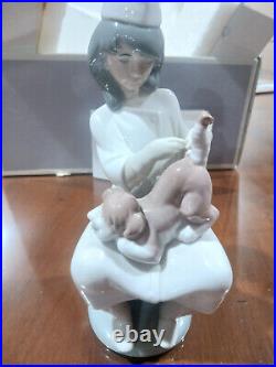 LLadro #06348 Little Veterinarian