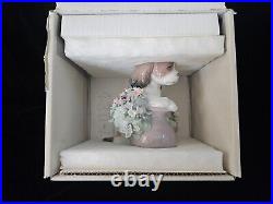 LLadro #6574 Take Me Home! Puppy Dog with Flowers Glossy Figurine With Box