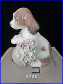 LLadro #6574 Take Me Home! Puppy Dog with Flowers Glossy Figurine With Box