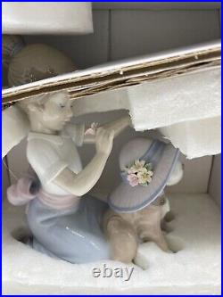 LLadro Figurine #6862 An Elegant Touch Girl Puppy Dog with Original Box 2001