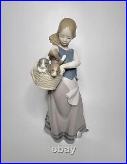 LLadro Girl Holding Puppies in Basket Little Dogs on Hip # 1311 Unboxed
