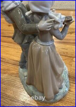 Large Lladro Christmas Carolers #1239 Glossy Porcelain Figurine Boy/Girl/Dog