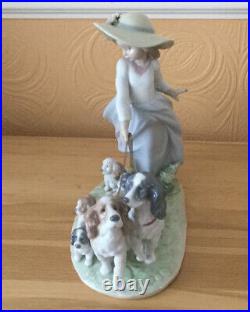 Large Lladro Prestige Figure Puppy Parade 6784 Retired