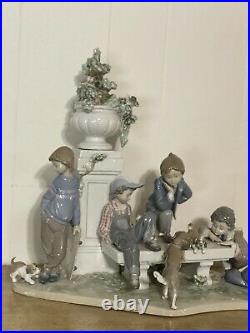 Large Lladro Puppy Dog Tails Group Figure 5539