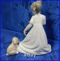 Let Me Go Girl With Dog Female Porcelain Figurine Nao By Lladro #1434