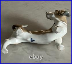 Lladro 1066 Bassett Basset Hound Puppy Dog looking backwards MWOB, RV$525