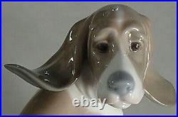 Lladro 1066 Bassett adorable Basset Hound puppy dog MWOB, RV$530