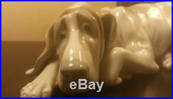Lladro #1067 Old Dog Figurine. 1970-86. Spain. NICE! RETIRED 1989