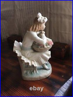 Lladro #1088 Girl With Flowers & Dog Porcelain Figurine Sculpture Glazed