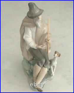 Lladro 1094 Beggar shepherd with begging puppy dog, new staff MIB, RV$685