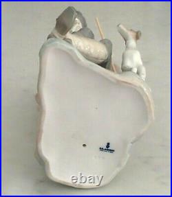 Lladro 1094 Beggar shepherd with begging puppy dog, new staff MIB, RV$685