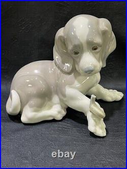 Lladro 1139 Beagle Puppy Dog and Snail on Paw Porcelain Figurine