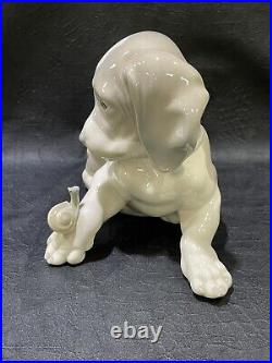 Lladro 1139 Beagle Puppy Dog and Snail on Paw Porcelain Figurine