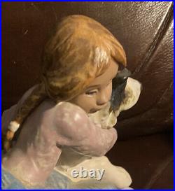 Lladro 12200 A Gig Hug Mint Condition! Gres Finish! No Box! Hard to Find