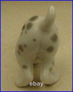 Lladro 1261 Dalmatian Dalmatian puppy dog playing MWOB, RV$475