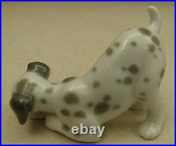 Lladro 1261 Dalmatian Dalmatian puppy dog playing MWOB, RV$475