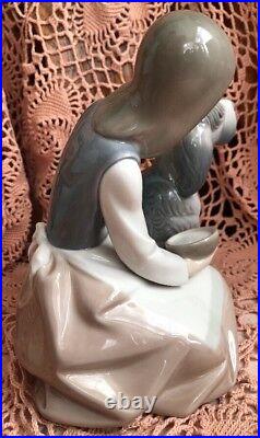 Lladro 1334 Chow Time Retired! No Box! Mint Condition! Great Gift! L@@K