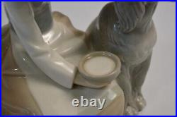 Lladro 1334 Girl Feeding Dog Figurine Chow Time No original box. Stunning