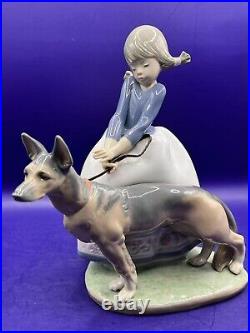 Lladro 1533 Figurine Not so Fast Girl Walking German Shepherd Dog Retired