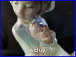 Lladro 1977 Signed Young Girl Nun With A Dog Scotty Westie Sitting Lantern RARE