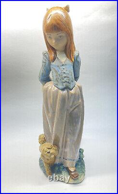 Lladro #2085 Rosita Girl Holding Rose Walking Dog Figure Gres Finish 14 Statue