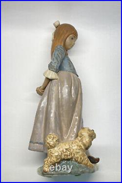 Lladro #2085 Rosita Girl Holding Rose Walking Dog Figure Gres Finish 14 Statue