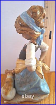 Lladro #2096 KITCHEN MAID WITH DOG Figurine Gres Finish Hand Made Spain Retired