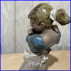 Lladro # 2187 Jealous Friend Gres Finish, Mother with Child & Dog, Retired 1995