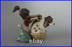 Lladro 2273 Bashful Bather Dog Bath Gres Figure VGC