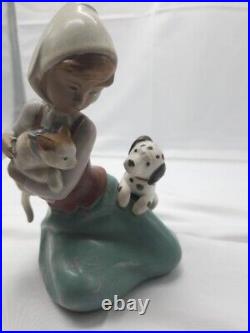 Lladro 355 Little Friskies Girl With Cat & Dog Mint